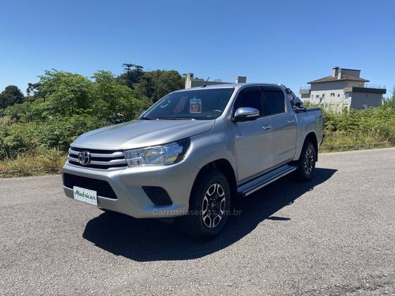 TOYOTA HILUX 2.8 STD 4X4 CD 16V DIESEL 4P MANUAL
